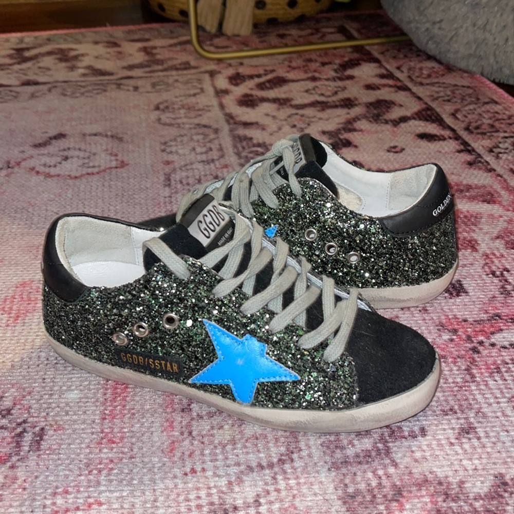 Authentic Golden Goose Superstar size 36
